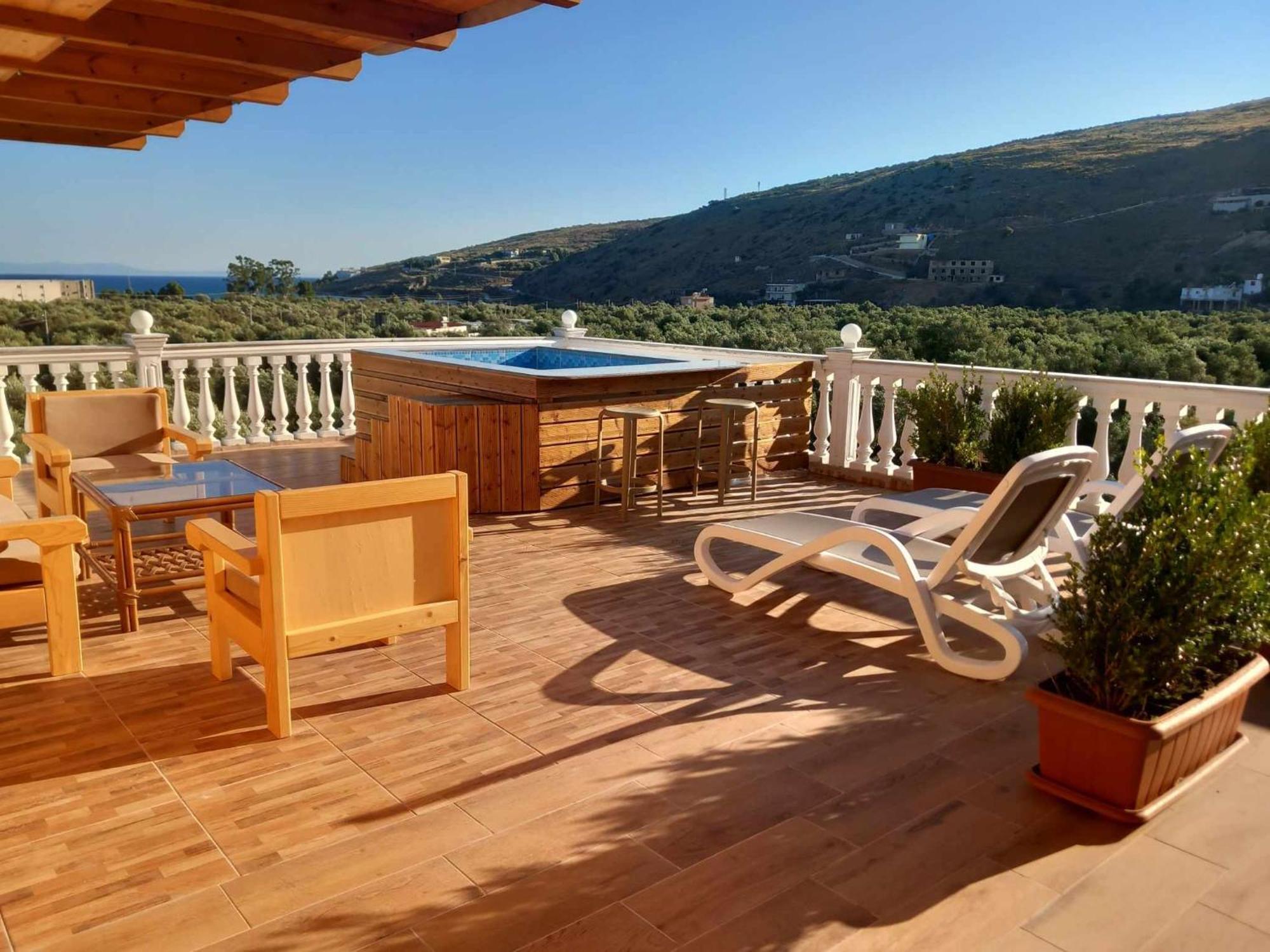 Irini'S Guesthouse 체파로 외부 사진